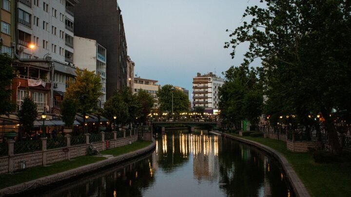 Adult Nightlife in New Bussa: A Thoughtful Guide to Evening Discovery